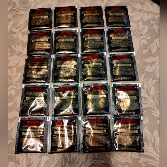 🖤 Shampoo Sample Set of 20 - Revlon Realistic Black Seed Oil Strengthening 10ml - Picture 7 of 11